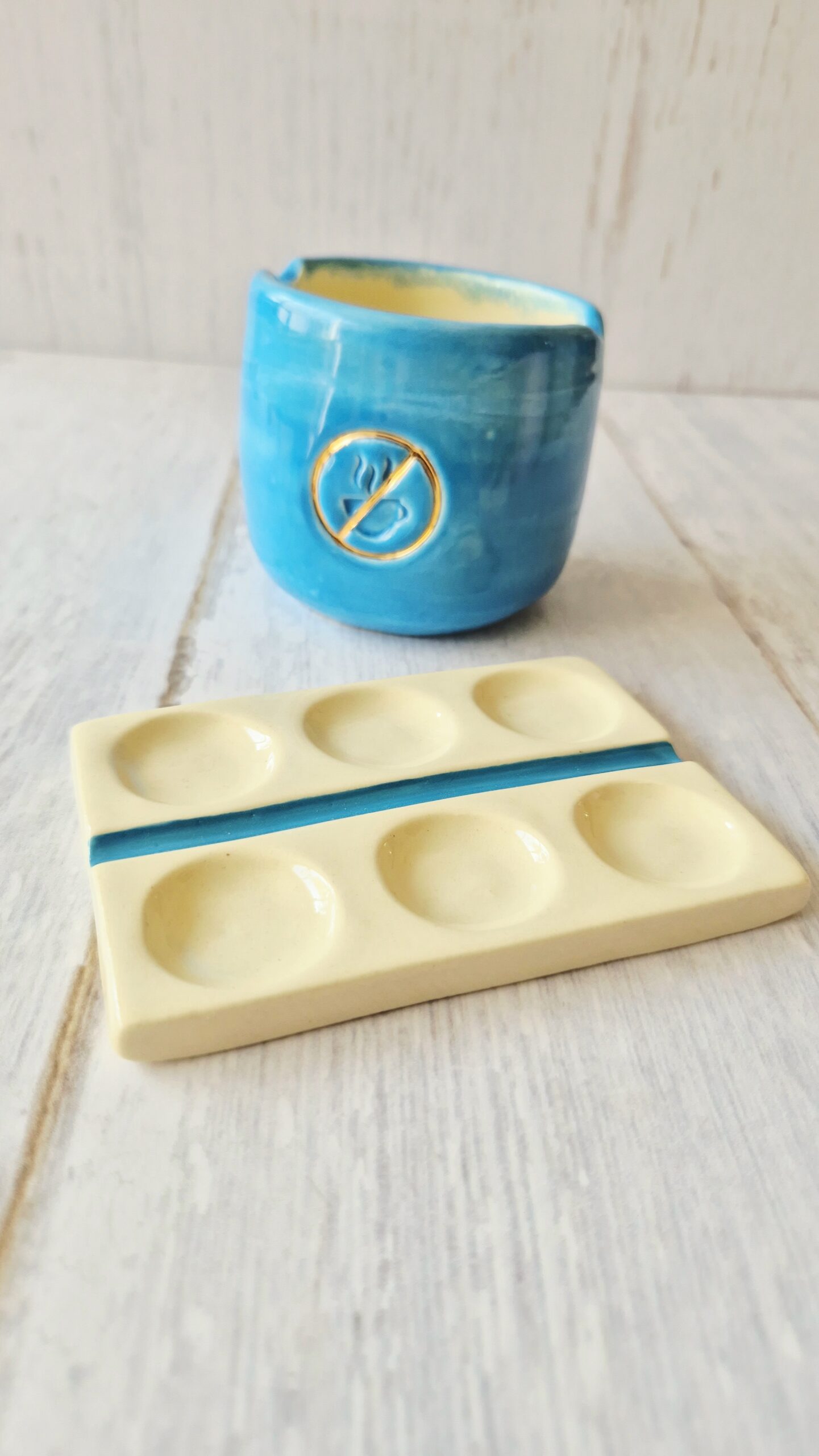 Set de cerámica: Mezclador para pintura y contenedor de agua - Imagen 3